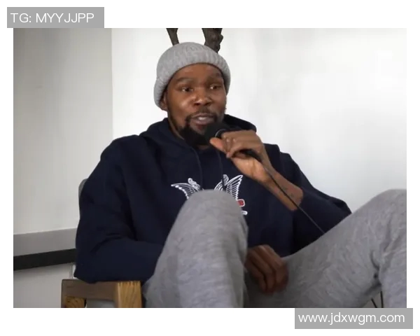 足球明星与杜兰特的跨界对话探索运动精神与竞技魅力的无限可能